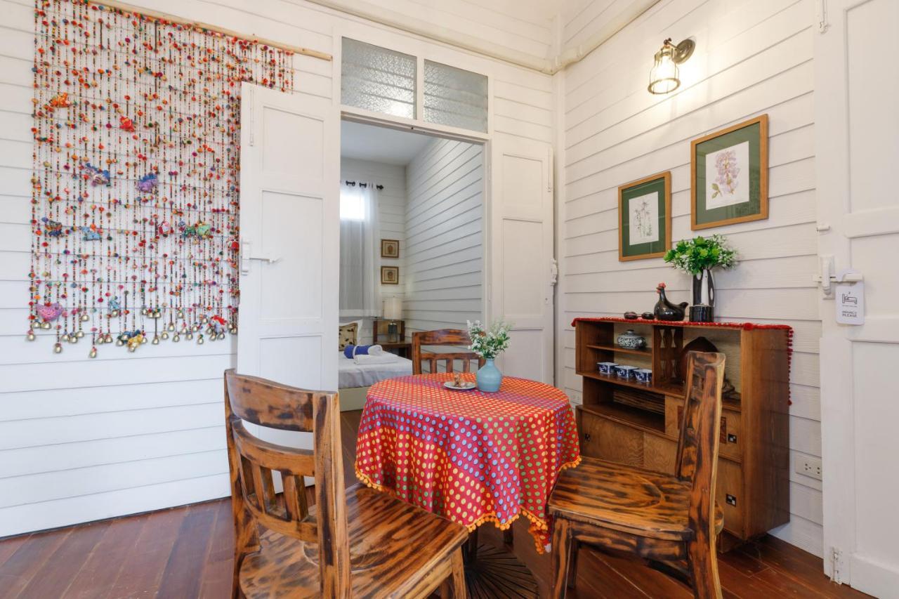 Ilili House Hostel เชียงใหม่ ภายนอก รูปภาพ