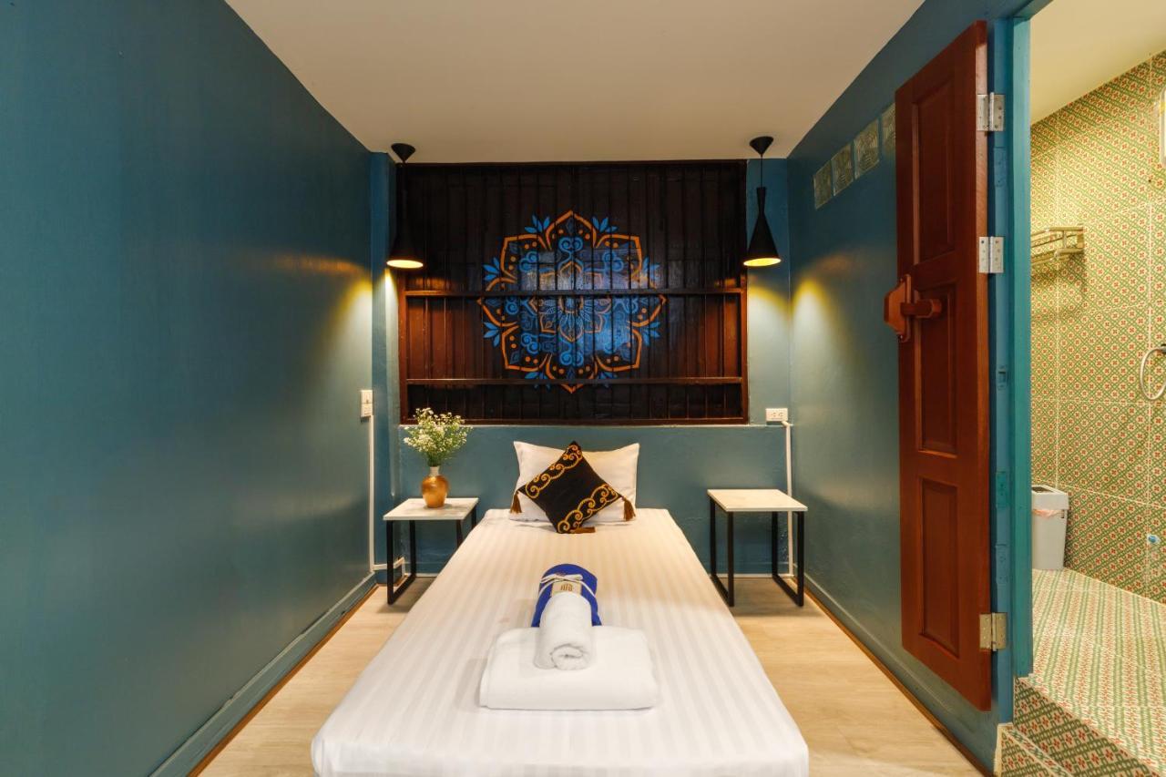 Ilili House Hostel เชียงใหม่ ภายนอก รูปภาพ