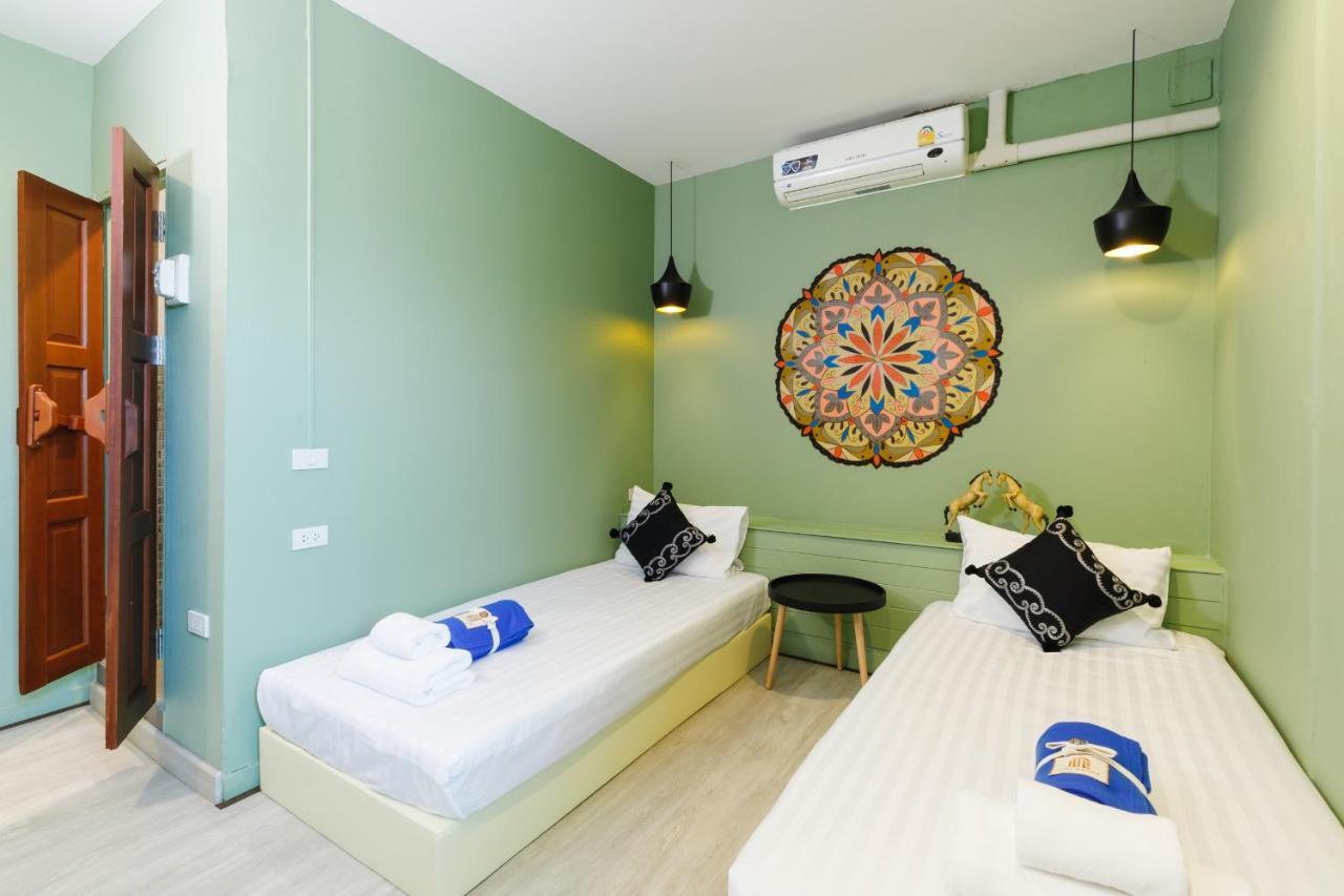 Ilili House Hostel เชียงใหม่ ภายนอก รูปภาพ