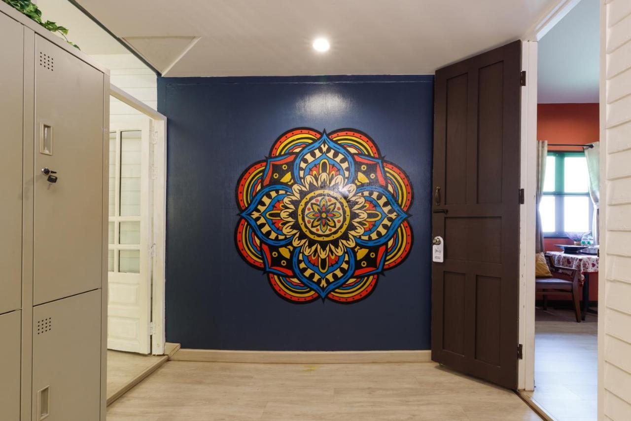 Ilili House Hostel เชียงใหม่ ภายนอก รูปภาพ